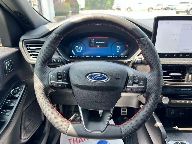 used 2023 Ford Escape car, priced at $26,991