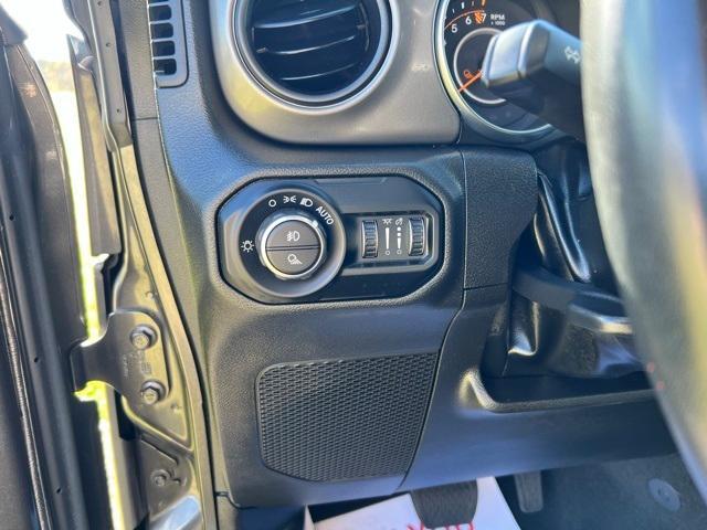 used 2022 Jeep Gladiator car, priced at $32,991