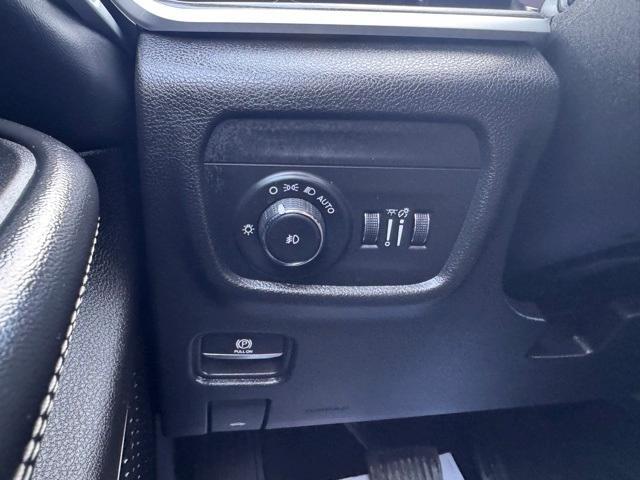 used 2023 Jeep Grand Cherokee L car, priced at $33,991