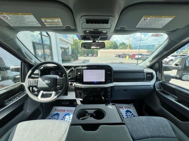 new 2025 Ford F-350 car, priced at $65,276