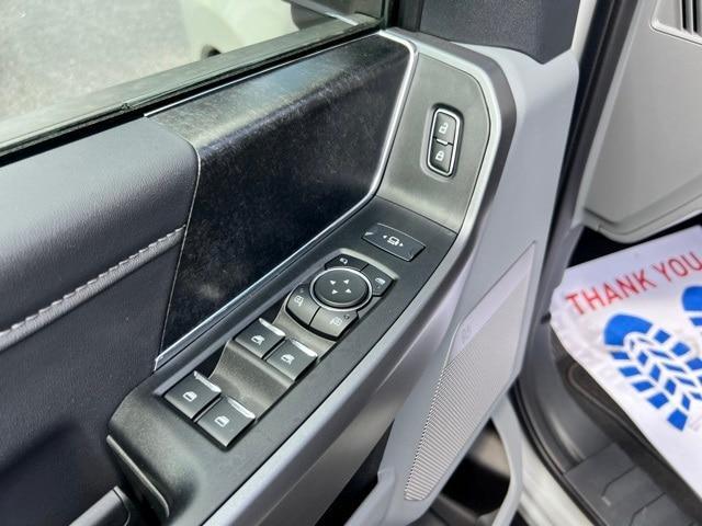 new 2025 Ford F-350 car, priced at $65,276