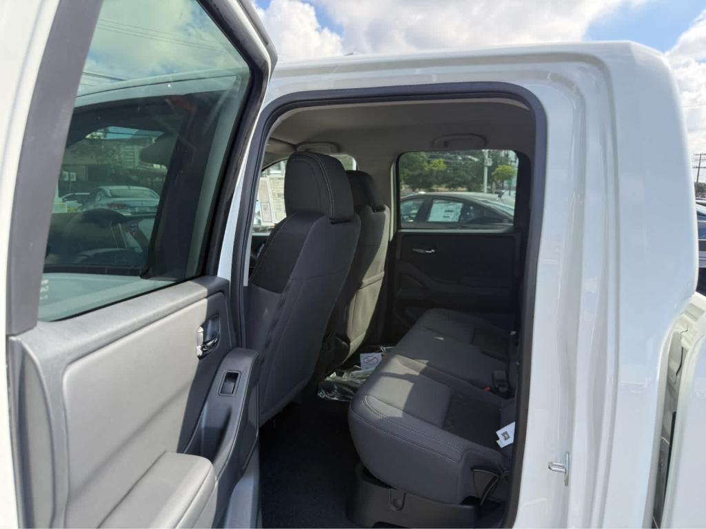 new 2026 Nissan Frontier car