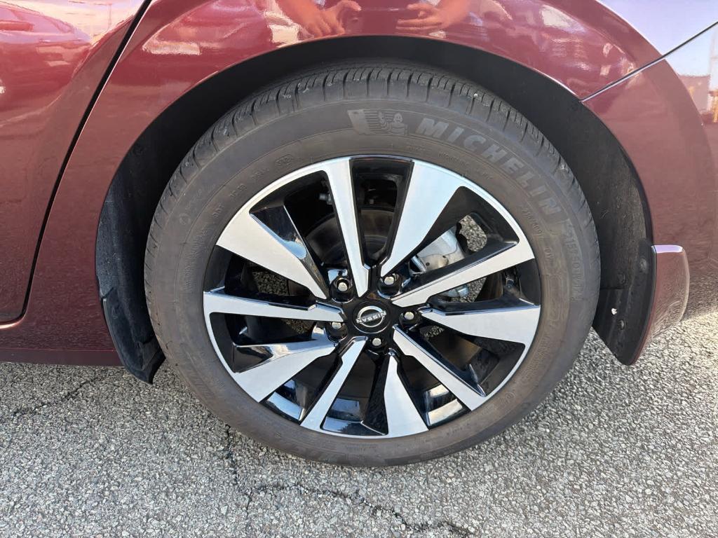 used 2025 Nissan Sentra car, priced at $23,488