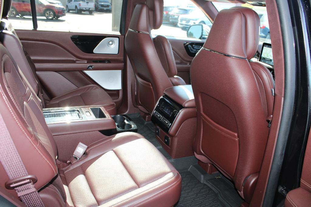 used 2022 Lincoln Aviator car, priced at $46,489