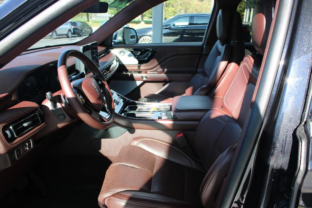 used 2022 Lincoln Aviator car, priced at $46,489