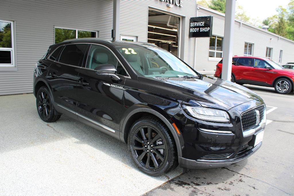 used 2022 Lincoln Nautilus car, priced at $33,870