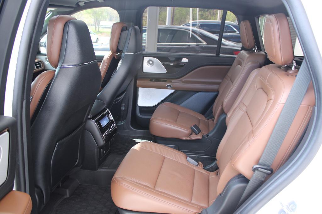 used 2021 Lincoln Aviator car, priced at $37,467