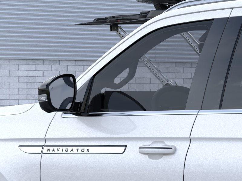 new 2026 Lincoln Navigator car, priced at $112,605