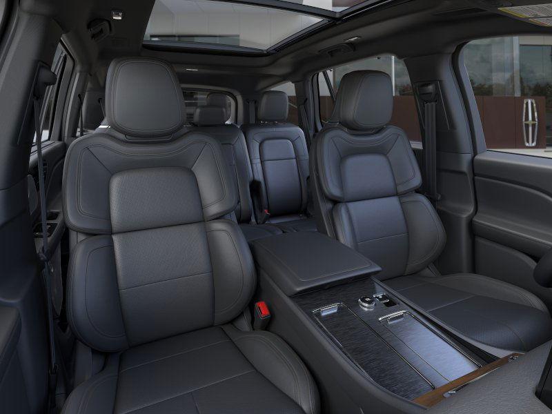new 2025 Lincoln Aviator car, priced at $80,410