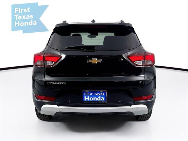 2022 Mosaic Black Metallic Chevrolet Trailblazer