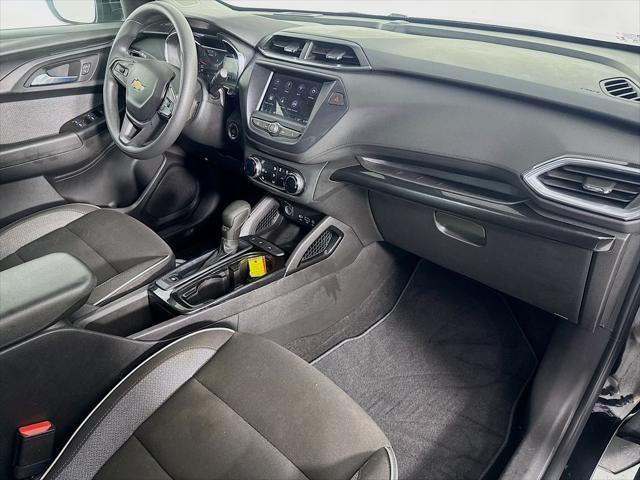 2022 Mosaic Black Metallic Chevrolet Trailblazer