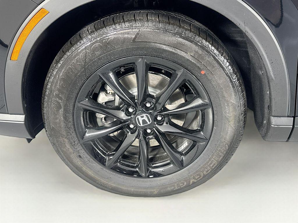 new 2026 Honda CR-V Hybrid car, priced at $35,605