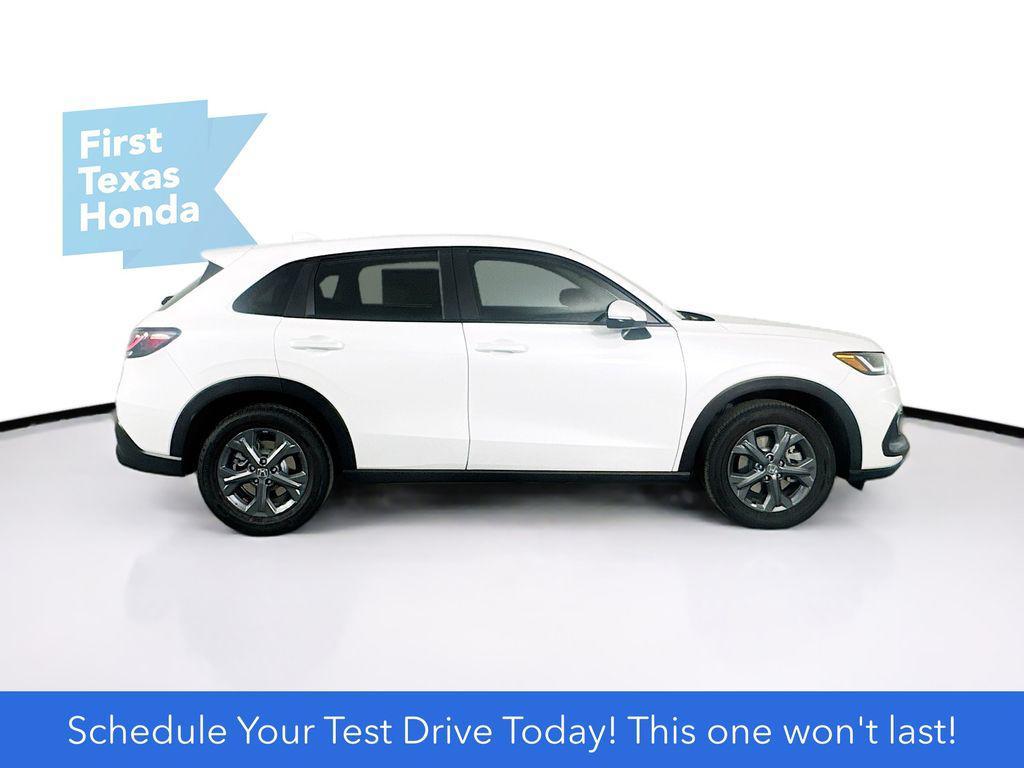 new 2026 Honda HR-V car, priced at $27,262