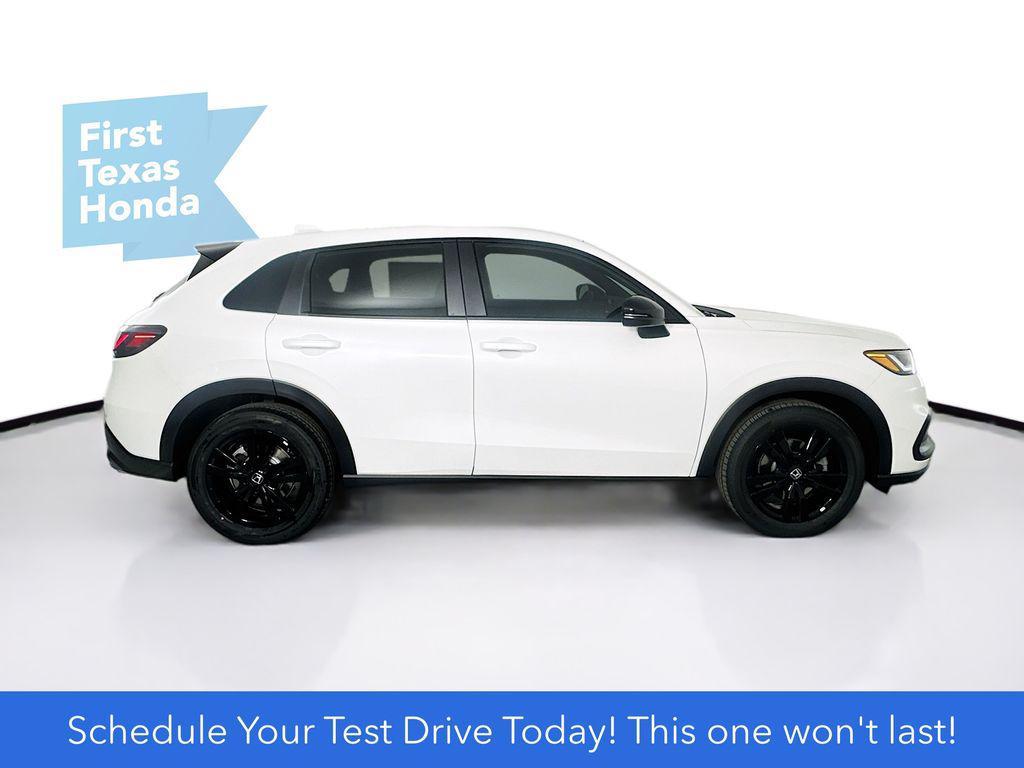 new 2026 Honda HR-V car, priced at $29,008