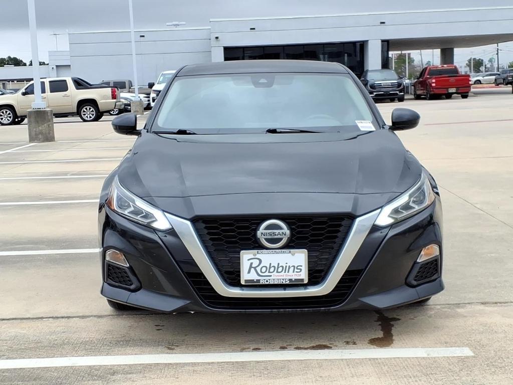 used 2022 Nissan Altima car, priced at $18,999