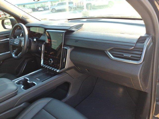 used 2024 GMC Acadia car