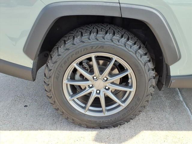 used 2019 Toyota RAV4 car, priced at $21,499