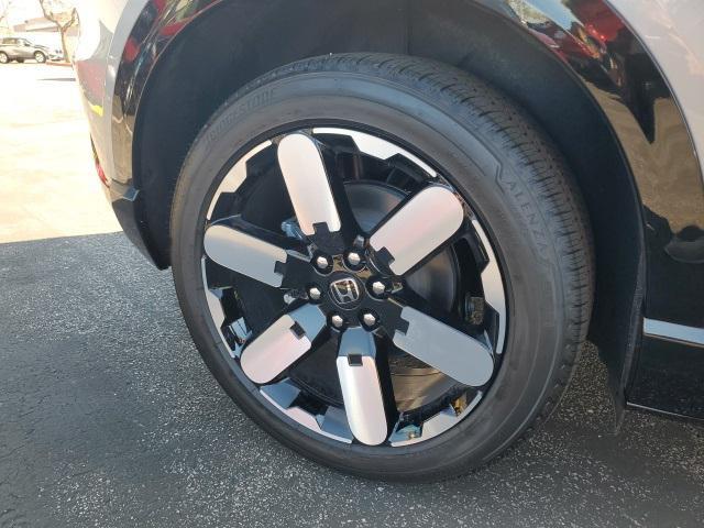 new 2025 Honda Prologue car, priced at $55,179