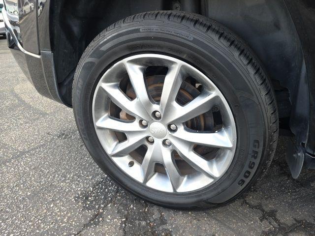 used 2018 Jeep Cherokee car, priced at $13,695