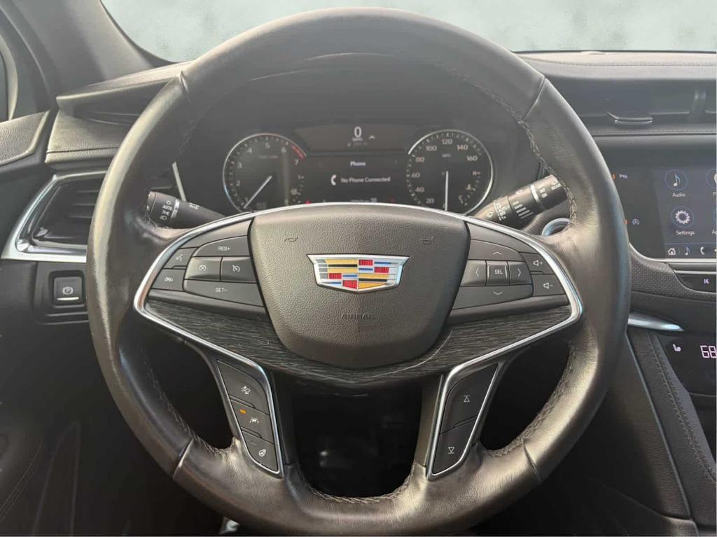 used 2020 Cadillac XT5 car, priced at $30,597