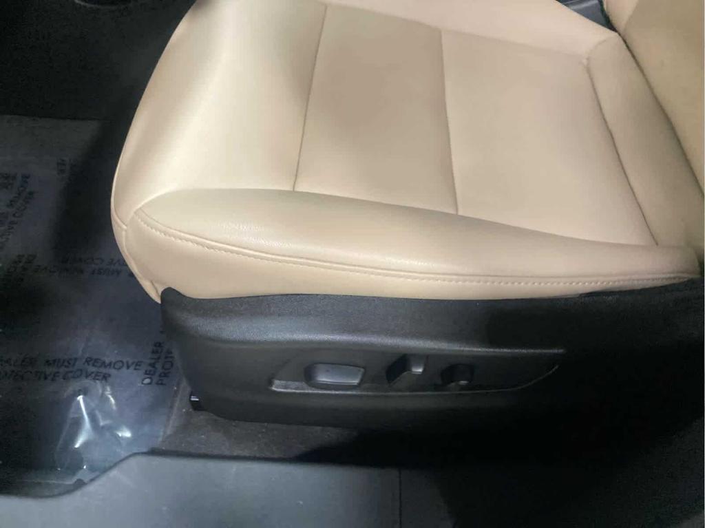 used 2024 Cadillac XT4 car, priced at $36,777