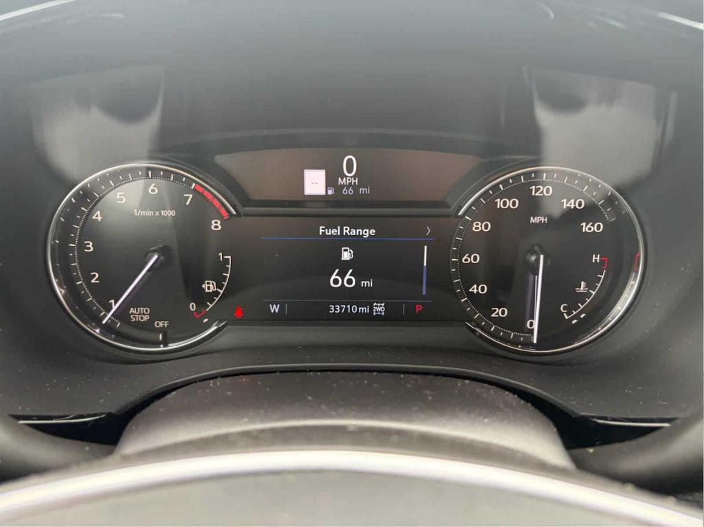 used 2023 Cadillac XT5 car, priced at $35,487
