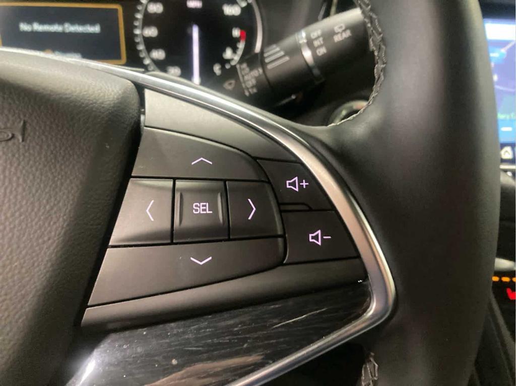 used 2025 Cadillac XT5 car, priced at $36,935