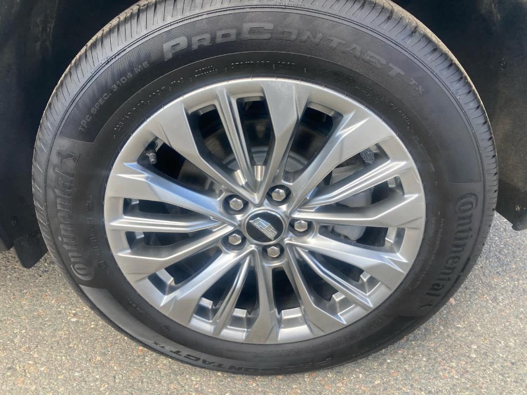 used 2025 Cadillac XT4 car, priced at $46,935