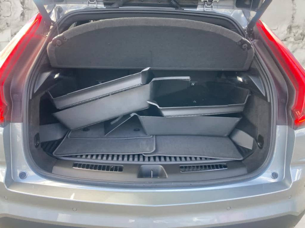 used 2025 Cadillac XT4 car, priced at $46,935