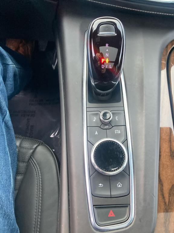 used 2022 Cadillac Escalade car, priced at $59,998