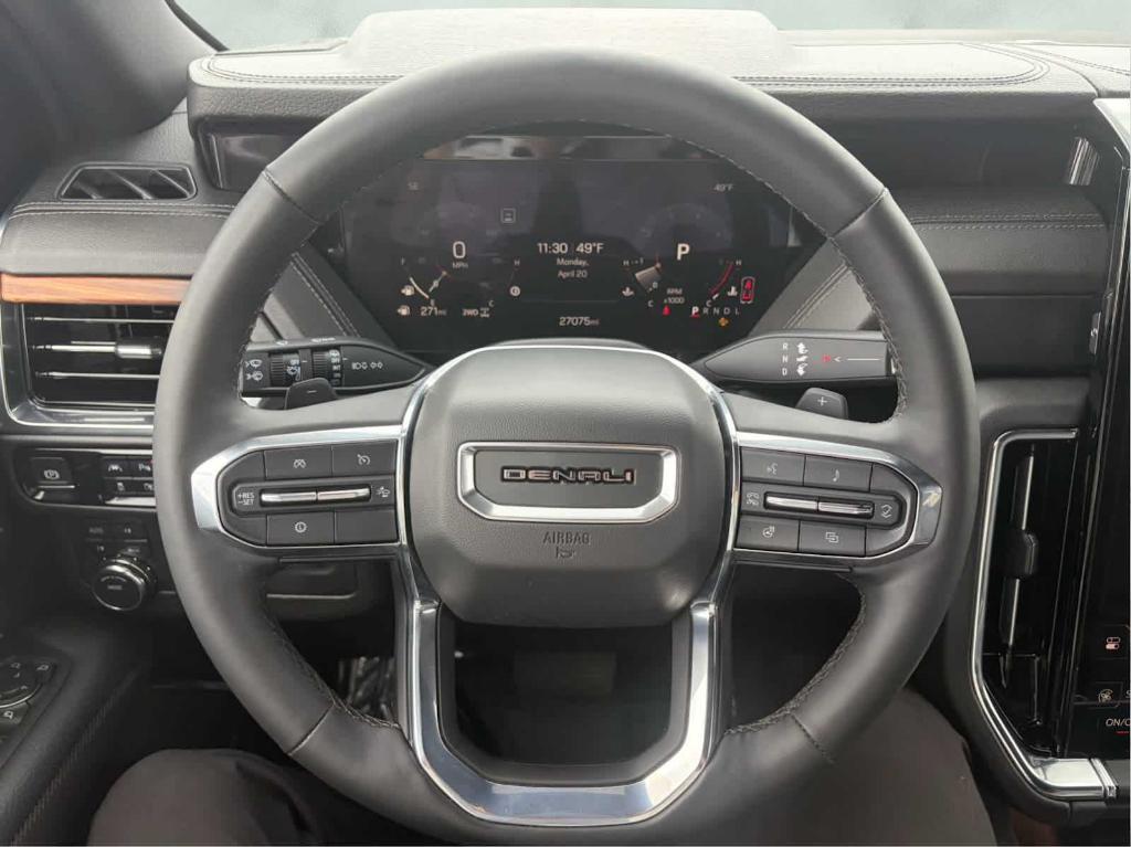 used 2025 GMC Yukon XL car, priced at $72,154
