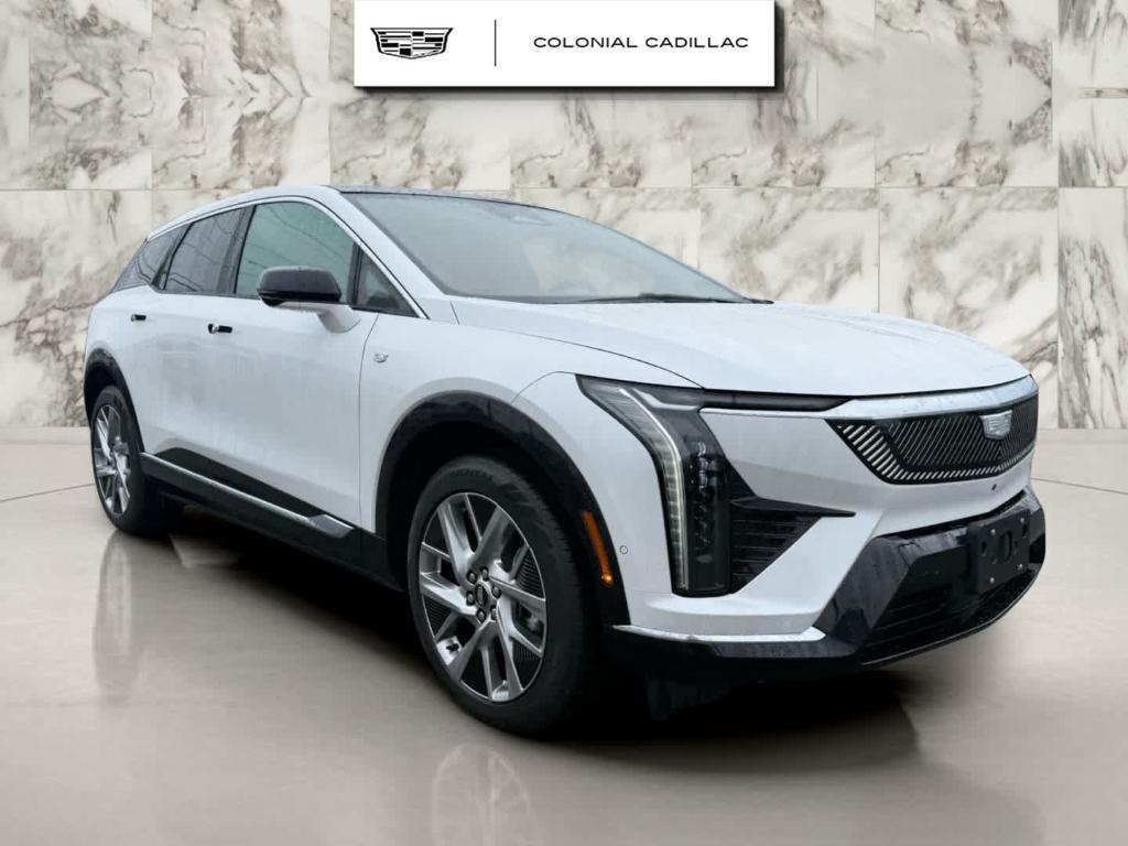 used 2025 Cadillac OPTIQ car, priced at $44,615
