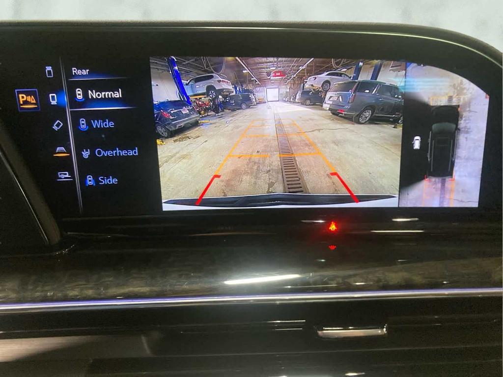 used 2024 Cadillac Escalade ESV car, priced at $79,998