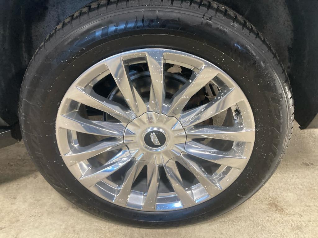 used 2024 Cadillac Escalade ESV car, priced at $79,998