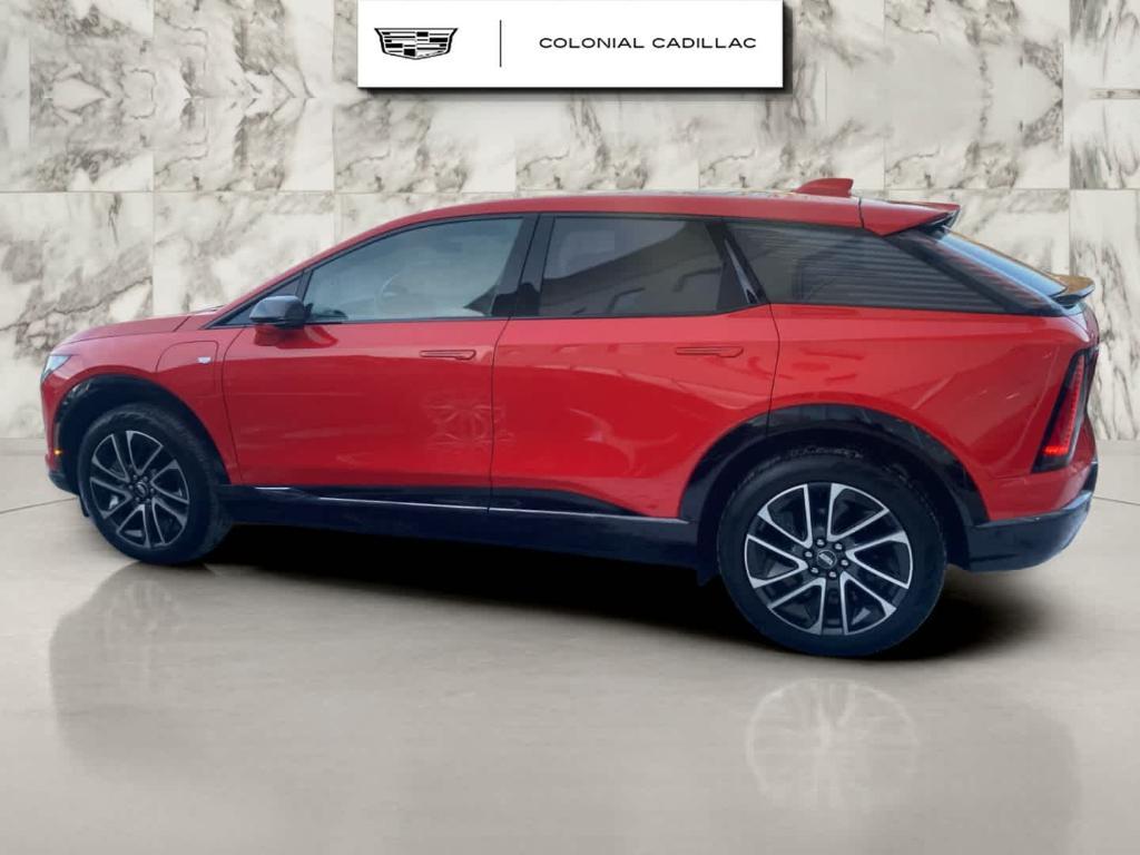 used 2025 Cadillac OPTIQ car, priced at $45,570