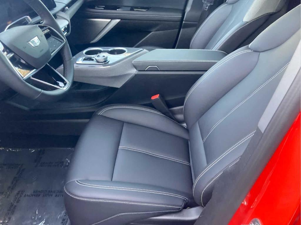 used 2025 Cadillac OPTIQ car, priced at $45,570