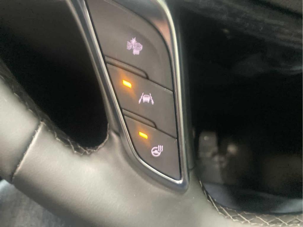 used 2025 Cadillac XT5 car, priced at $44,410