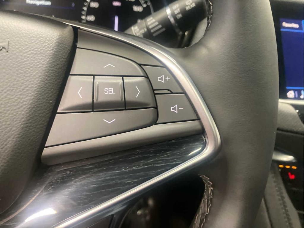 used 2025 Cadillac XT5 car, priced at $44,410