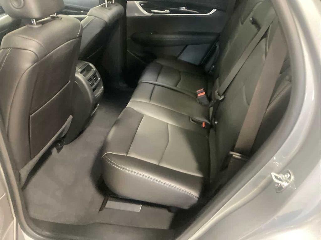 used 2025 Cadillac XT5 car, priced at $44,410
