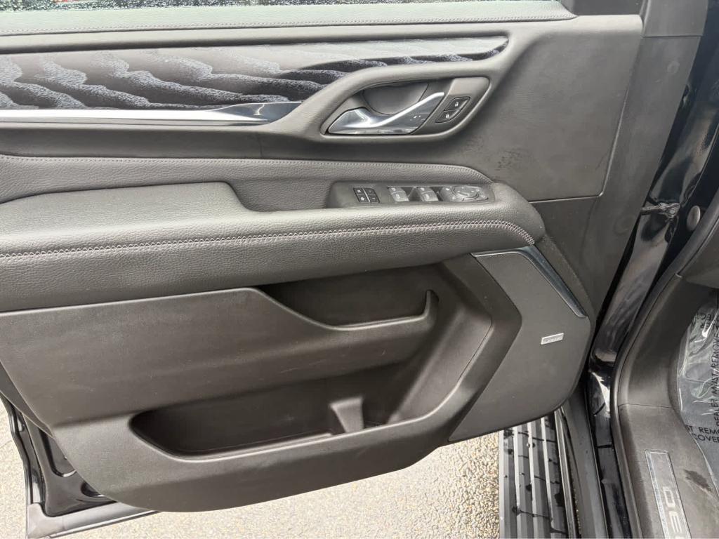 used 2023 GMC Yukon XL car, priced at $63,473
