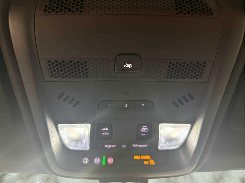 used 2021 Cadillac XT5 car, priced at $26,992