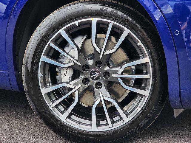 new 2025 Maserati Grecale car, priced at $74,735