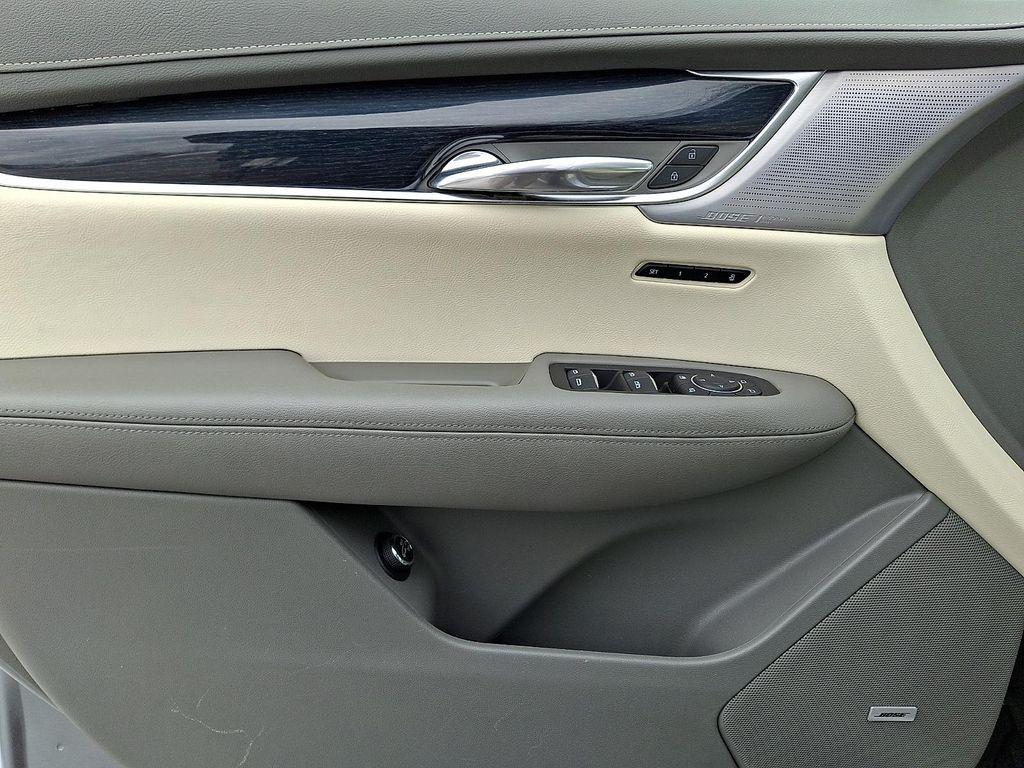 used 2024 Cadillac XT6 car, priced at $39,995