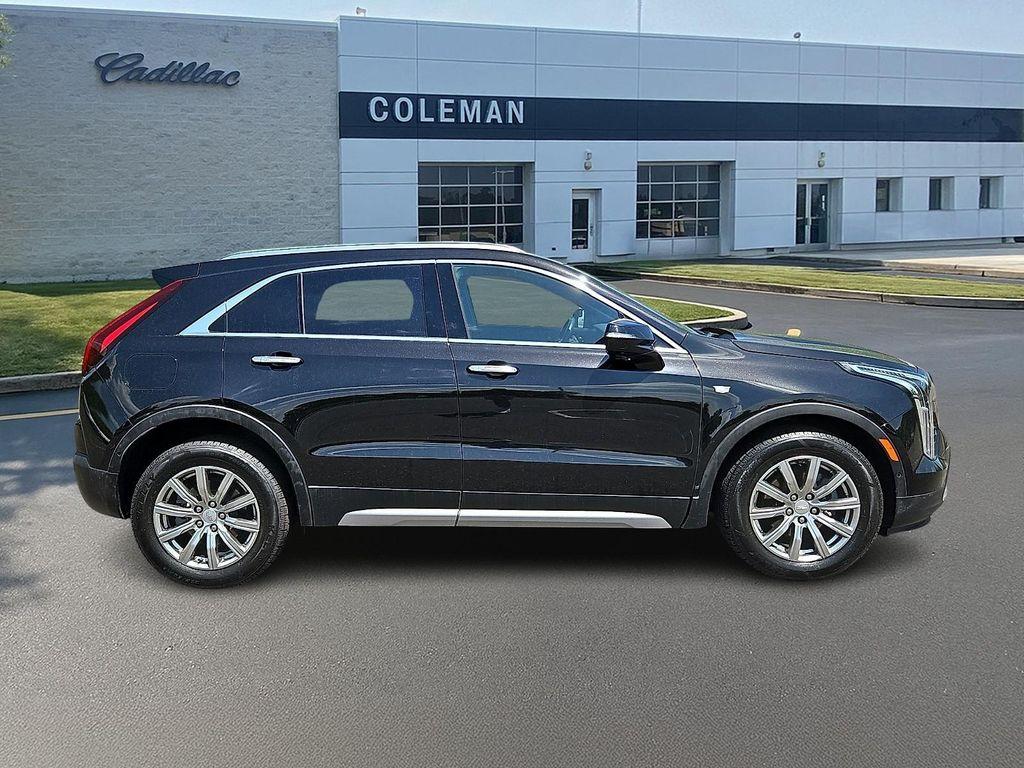 used 2022 Cadillac XT4 car, priced at $25,092