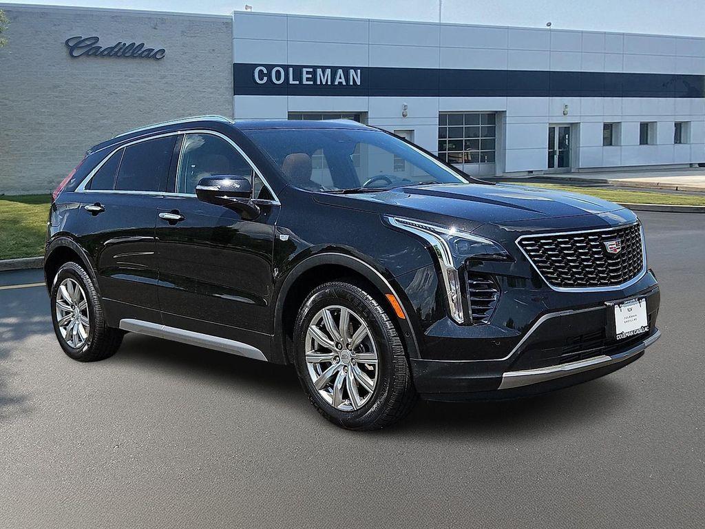 used 2022 Cadillac XT4 car, priced at $25,092
