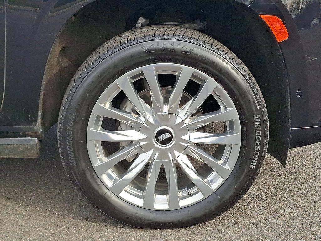 used 2024 Cadillac Escalade ESV car, priced at $80,695