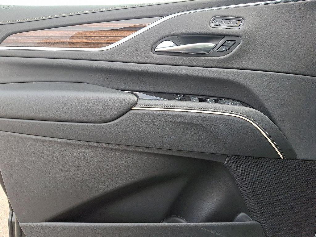 used 2024 Cadillac Escalade ESV car, priced at $80,695