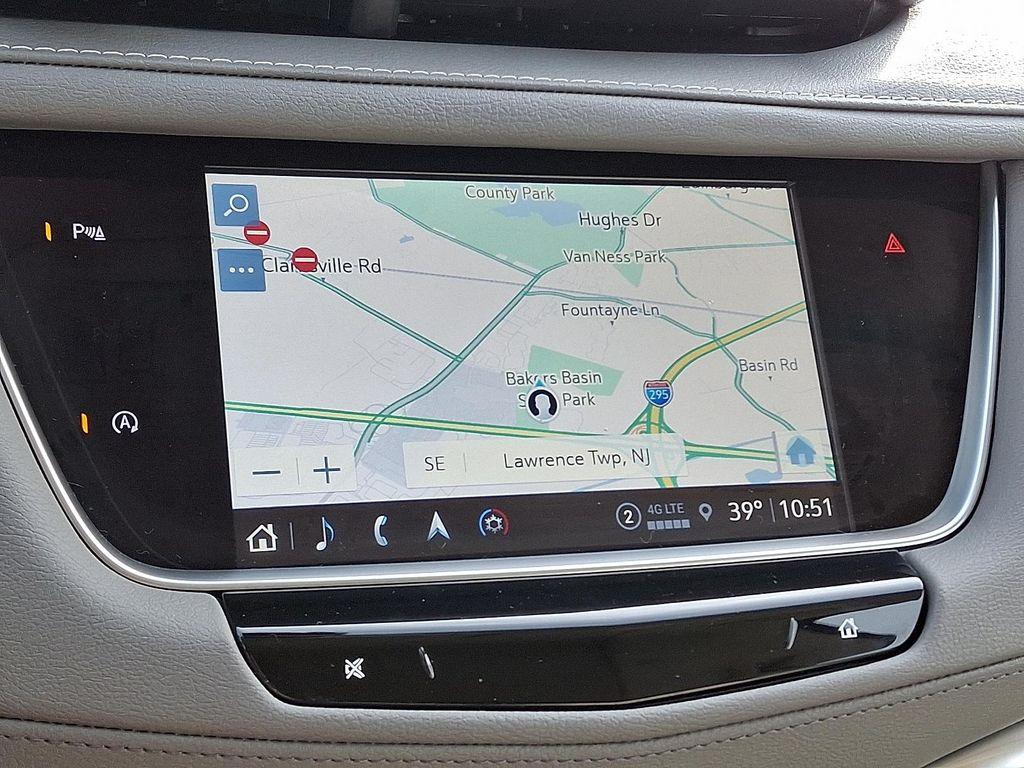 used 2024 Cadillac XT5 car, priced at $43,995