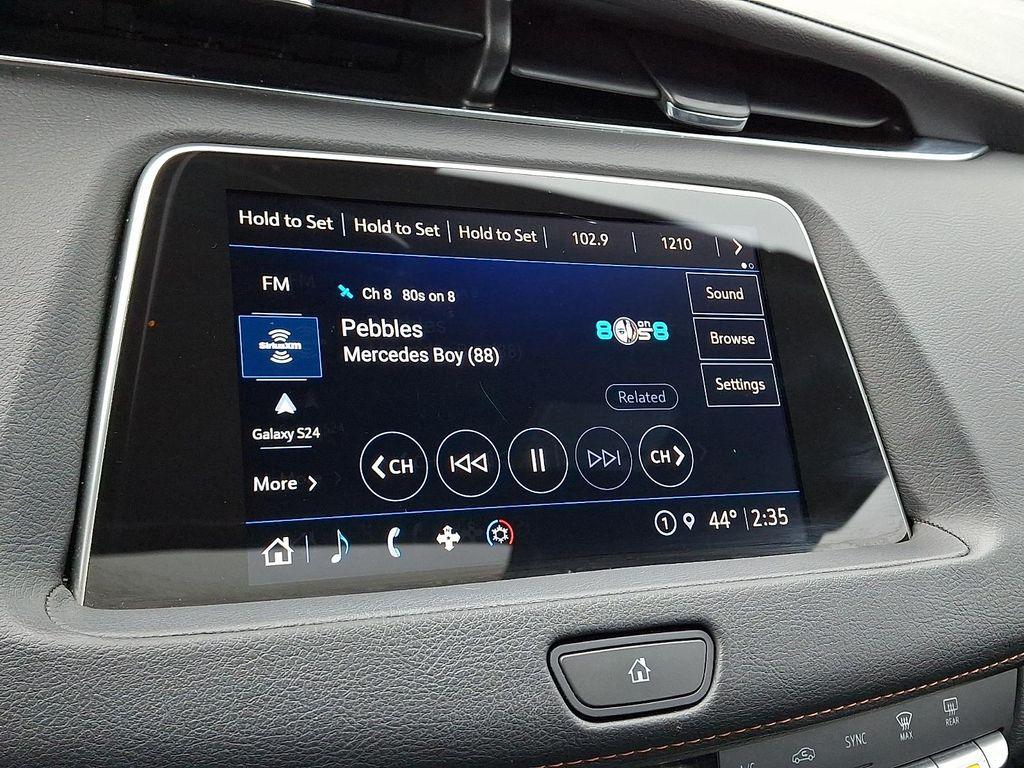 used 2023 Cadillac XT4 car, priced at $29,495