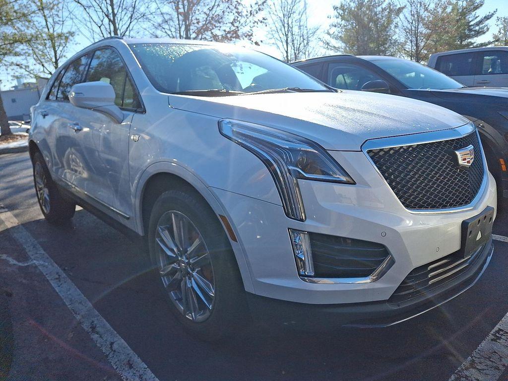 used 2023 Cadillac XT5 car, priced at $35,995
